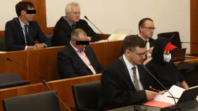 Wilke-Prozess: Ex-Chefs wegen 11-facher fahrlässiger Tötung vor Gericht