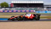 Chaos in Silverstone: Falscher Ferrari gewinnt, Leclerc siegt