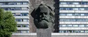 Chemnitzer Marx-Kopf: Öffnung des 40-Tonnen-Nischels im August geplant