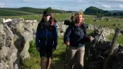 „Die Camino-Therapie“: Jakobsweg als Schauplatz für Selbstfindung und zweite Chancen