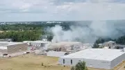 Großbrand in Oranienburg: Lagerhalle niedergebrannt, Millionenschaden