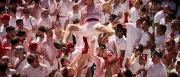 San-Fermín-Fest in Pamplona: Umstrittene Stierhatz trotz Protesten eröffnet