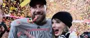 Taylor Swift und Travis Kelce: Die inszenierte Märchenhochzeit