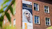 Zwangsheirat: Behörden warnen Schulen vor den Ferien